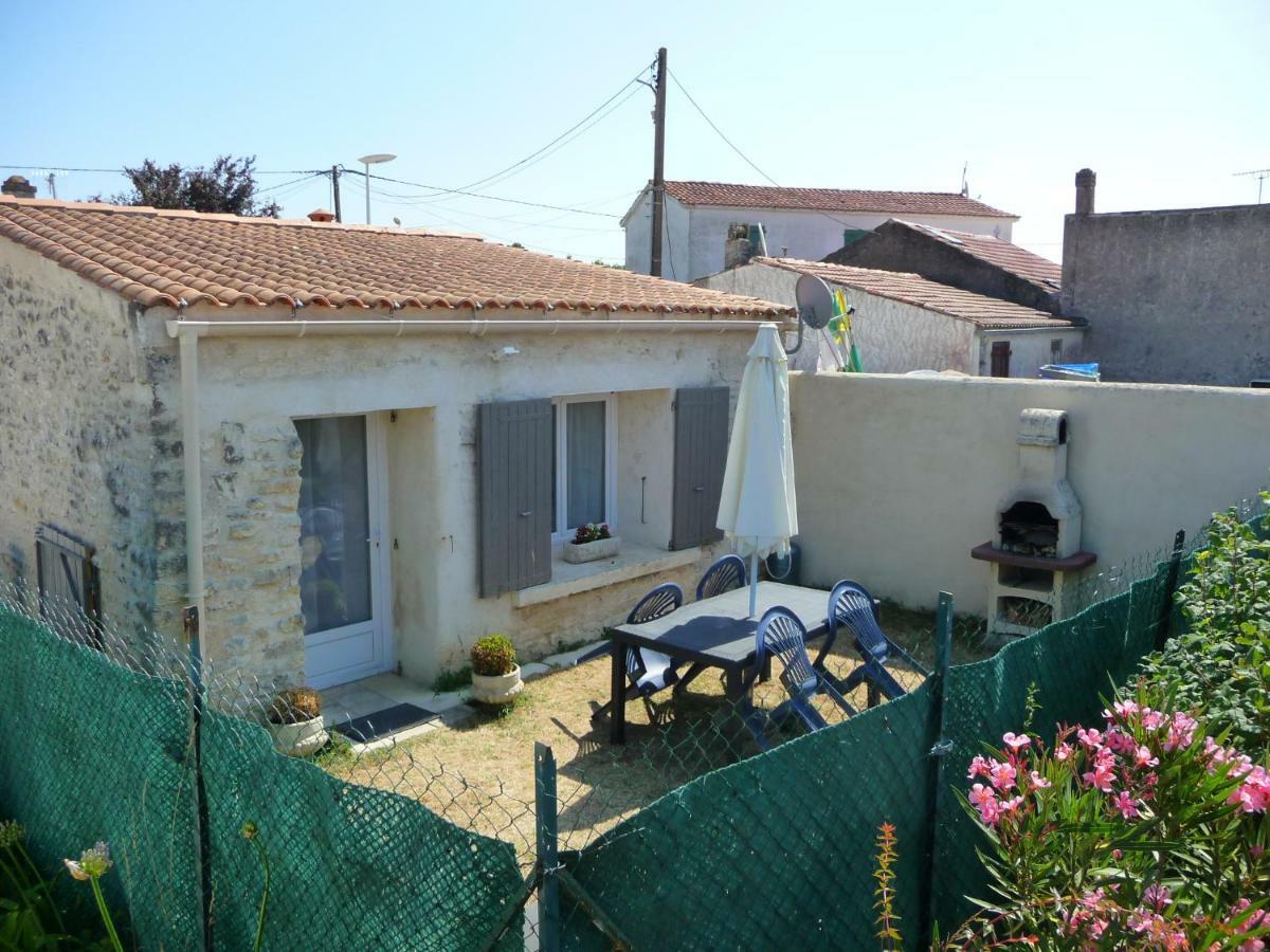 Maisonette De Pays Classee 3 Etoiles ลาโกตินิแยร์ ภายนอก รูปภาพ